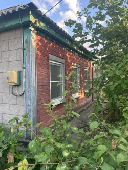 Жилой дом, 54,9 кв.м и ЗУ 879 кв.м, ст-ца Каневская, Краснодарский край.