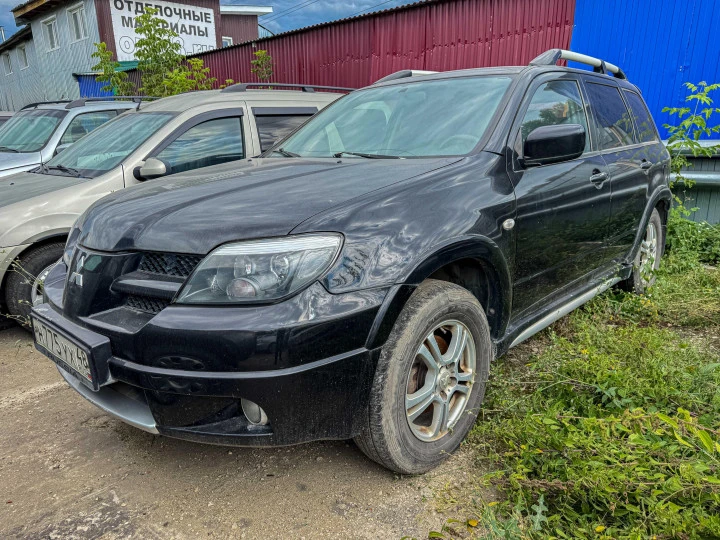 Легковой автомобиль марка, модель ТС: Mitsubishi Outlander 2.4, 2007 года выпуска, государственный номер  Н775УХ48, идентификационный номер (VIN)  JMBXNCU5W7U000607, модель, номер двигателя  4G69 NC2200; цвет кузова - черный.