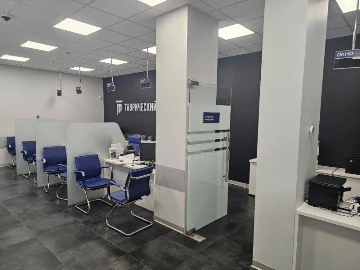 Нежилое помещение - 302,8 кв. м. на Комендантском проспекте