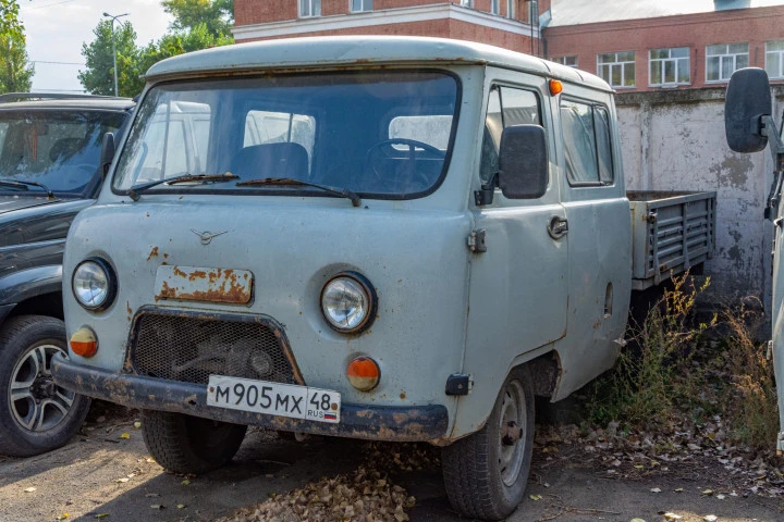 Грузовой автомобиль марка, модель УАЗ-390945, 2014 года выпуска, идентификационный номер (VIN): XTT390945E0208952, модель, № двигателя: 409110*Е3022278, цвет кузова  белая ночь