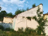Здание 276,8 кв.м с участком под реконструкцию