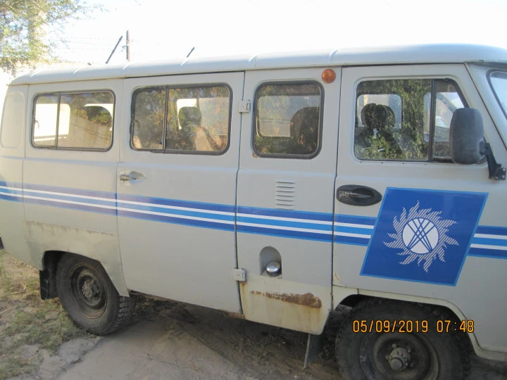 Автомобиль УАЗ 22069-04