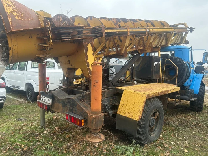 Бурильная машина МРК-800 на базе УРАЛ 43206