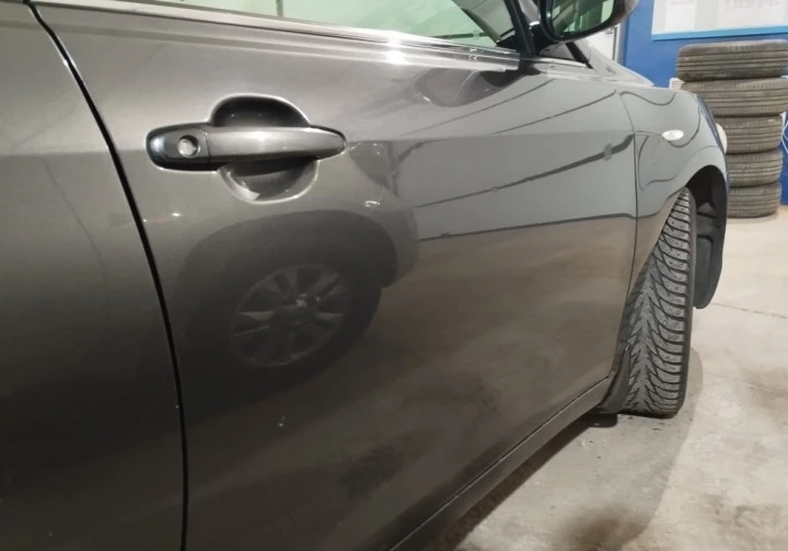 Автомобиль легковой TOYOTA CAMRY