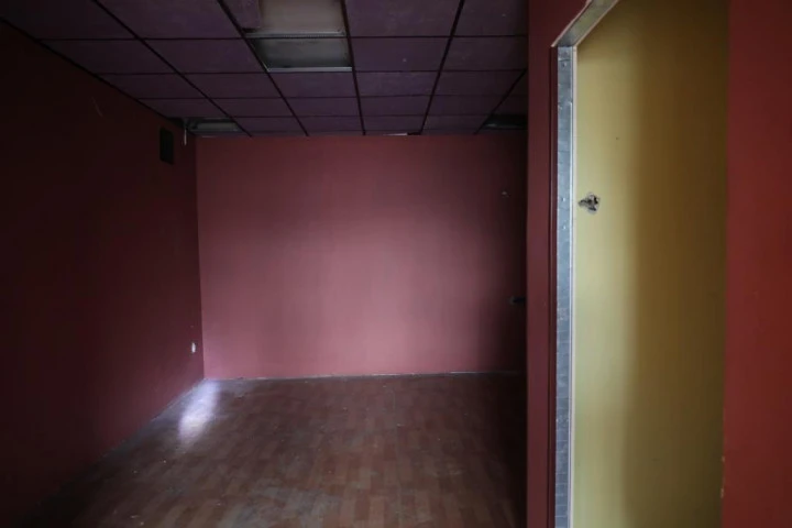 Право аренды помещения площадью 105,5 кв. м в Апраксином дворе.