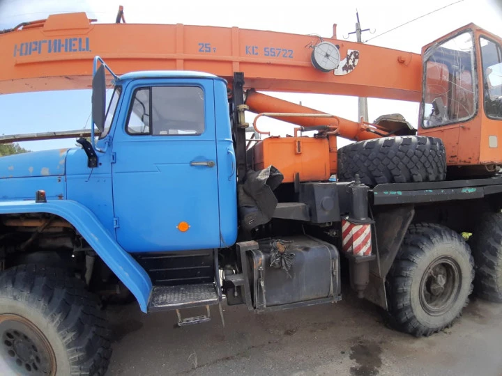 Автокран КС  55722-1