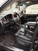 Автомобиль LEXUS LX570