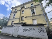 Здание с участком 11 соток в Кировском районе
