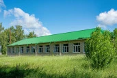 Имущественный комплекс (4 здания + 1,7 га земли)  Липецкая область, Измалковский м.о., с. Васильевка, ул. Центральная, 93