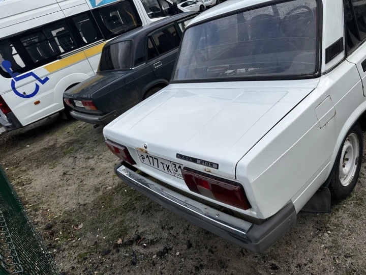 Легковой автомобиль LADA 2105, 2010 года выпуска, гос. номер Р 177 ТК 31 RUS, идентификационный номер (VIN) - XTA210540A2190851, модель, номер двигателя  21067, 9697888, цвет кузова  белый.