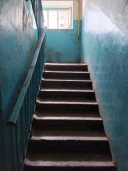 Комната - 18,3 кв. м, адрес: Республика Башкортостан, г. Ишимбай, ул. Геологическая, д. 42, кв. 66, комн. 4, 5 этаж.