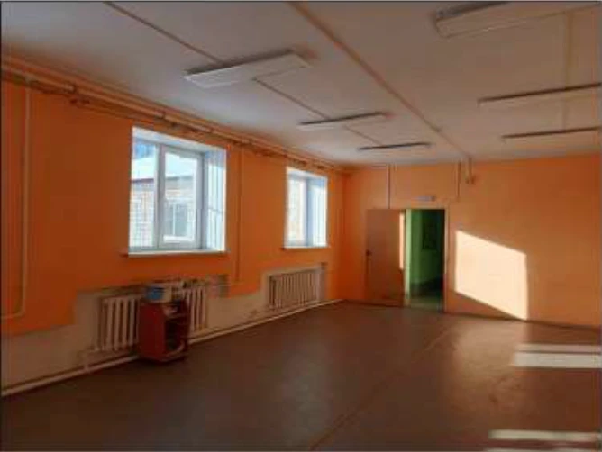 Здание, 1-эт. 471,7 кв.м на земельном участке 4064 кв.м, сооружения: Ярославская область, Угличский район, д. Шишкино