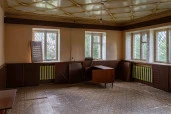 Земельный участок площадью 2074 кв.м., здания (4 шт.) и сооружения (2 шт.), расположенные по адресу: Липецкая область, Лев-Толстовский район, Л.Толстовский с/с, п. Лев Толстой, ул. М. Горького, д.6