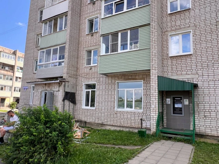 Продажа 719/1677 доли в праве общей долевой собственности на нежилое помещение общей площадью 167,7 кв.м., по адресу: Ивановская область, Кинешемский район, г. Наволоки, пер. Спортивный, д.5, пом.1001