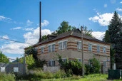 Земельный участок площадью 2074 кв.м., здания (4 шт.) и сооружения (2 шт.), расположенные по адресу: Липецкая область, Лев-Толстовский район, Л.Толстовский с/с, п. Лев Толстой, ул. М. Горького, д.6