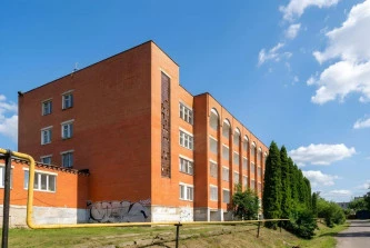 Имущество, находящееся в собственности Ярославской области, расположенное по адресу: Ярославская область, Даниловский район, г. Данилов, ул. Набережная, д.62,   с земельным участком