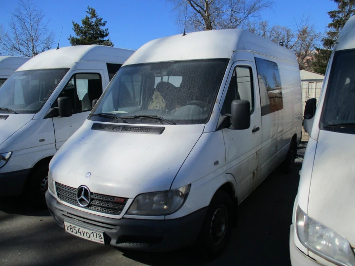 Лот № 4. Фургон цельнометаллический MERCEDES-BENZ-2232E1