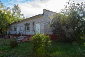 Здание, площадь 478,6 кв. м. и земельный участок площадь 2 212 кв.м.,  расположенные по адресу: Липецкая область, Добринский р-н, с/п Богородицкий сельсовет, д. Ольговка, ул. Макаренкова, д.3