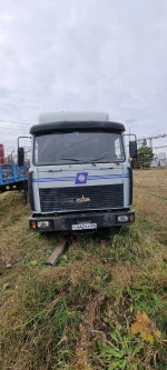 Грузовой (седельный тягач) МАЗ-64229