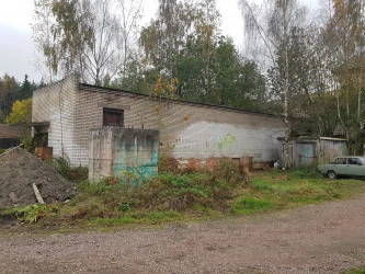 Участок 270 кв.м со зданием бывшей котельной в Невском Парклесхозе