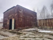 Нежилое здание, общей площадью 115,6 кв. м, с  земельным  участком, общей площадью 1 248 кв. м, расположенные по адресу: Тюменская обл, Тобольск, БСИ-1-квартал 3 тер, лит. 15