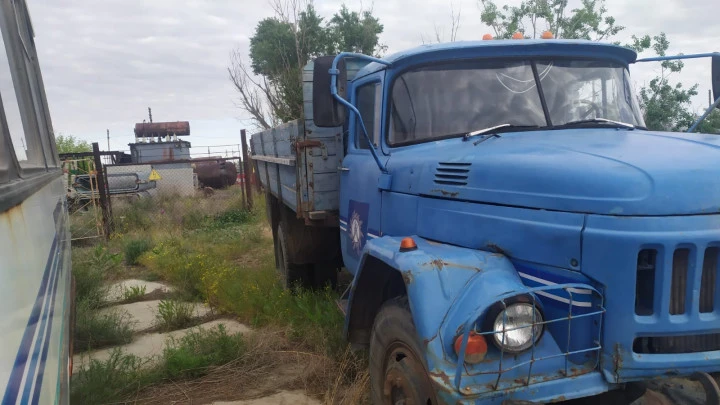 Автомашина ЗИЛ130