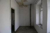 Право аренды помещения площадью 324,5 кв. м в Апраксином дворе.