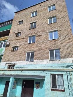 Комната - 18,3 кв. м, адрес: Республика Башкортостан, г. Ишимбай, ул. Геологическая, д. 42, кв. 66, комн. 4, 5 этаж.