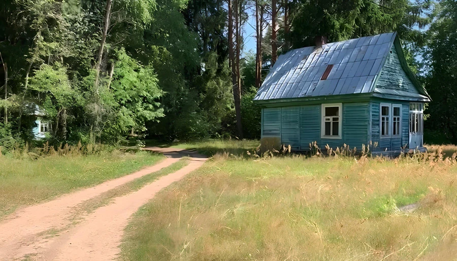 Выставлена на продажу база отдыха на озере Селигер