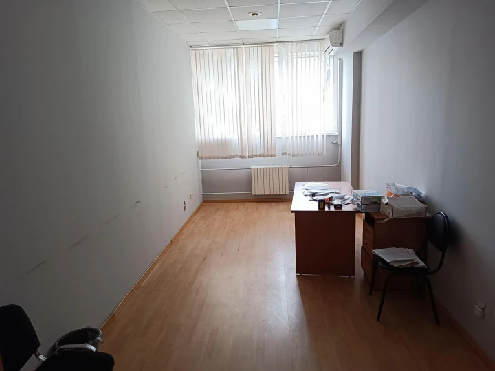 Продается нежилое помещение , 624,3 кв. м, г. Красноярск, ул. Академика Киренского, 89, стр.1