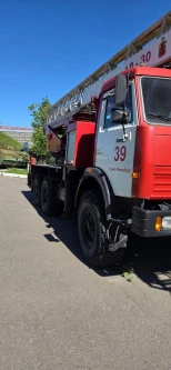 Транспортное средство - Пожарная автолестница.