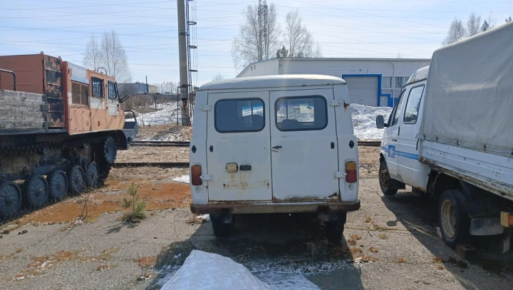 Фургон УАЗ-3909