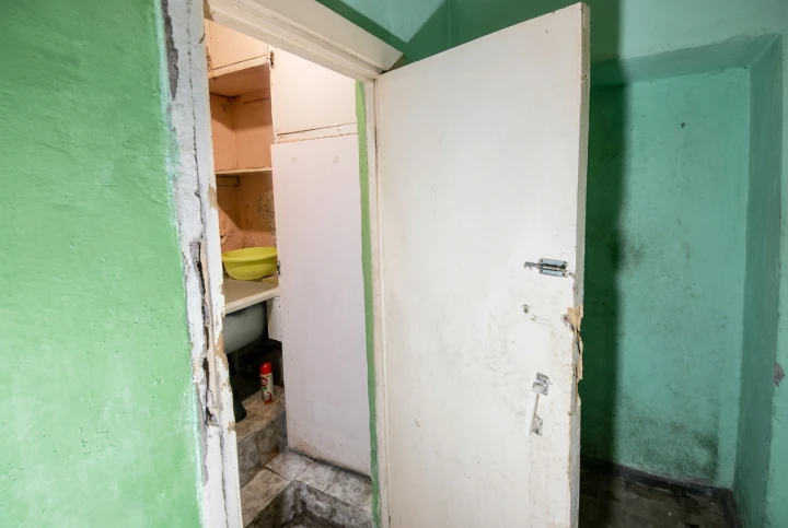 Нежилые помещения 377,9 кв.м в цоколе жилого дома, Уфа, ул. Кольцевая, 61.