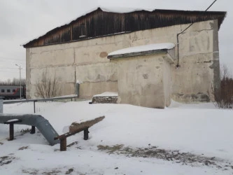 Аукцион по продаже земельного участка площадью 1 534 кв. м и нежилого здания площадью 593,3 кв. м, расположенных по адресу: Ханты-Мансийский автономный округ  Югра, г. Лангепас, зона Северная промышленная, д. 84.