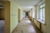 Здание с земельным участком 5 966 кв.м. в с. Паниковец