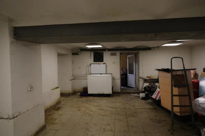 Право аренды помещения площадью 226,1 кв. м в Апраксином дворе
