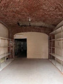 Право аренды помещения площадью 317,3 кв. м в Апраксином дворе.