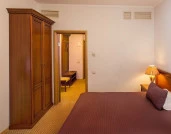 Гостиница 4* в  г. Ярославле, на Московском пр-те, д. 10/15, с земельным участком