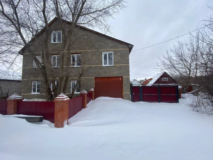 Жилой дом - 264,5 кв. м, земельный участок - 1 319 кв. м, расположенные по адресу: Республика Башкортостан, м. р-н Уфимский, с. п. Михайловский сельсовет, д. Мударисово, ул. Новоселов, д. 7.