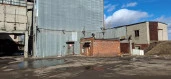 Нежилое здание (кормоцех) - 746,2 кв. м, нежилое здание (кормосклад) - 1 108 кв. м, земельный участок 2 605 +/-34 кв. м, земельный участок - 1 828 +/- 28 кв. м, адрес: Вологодская обл., р-н Череповецкий, п. Малечкино