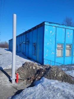 Нежилое здание 262,2 кв.м. с земельным участком у ж/д вокзала Оленегорск