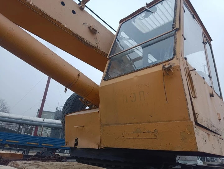 Специализированный автокран КС 3577-4