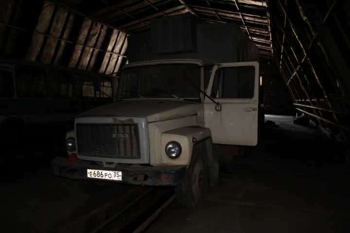 Автомобиль ГАЗ3307 М371601(идентификационный номер (VIN) XTH330700W0793335, год выпуска 1998, кузов № ОТСУТСТВУЕТ, цвет САФАРИ)