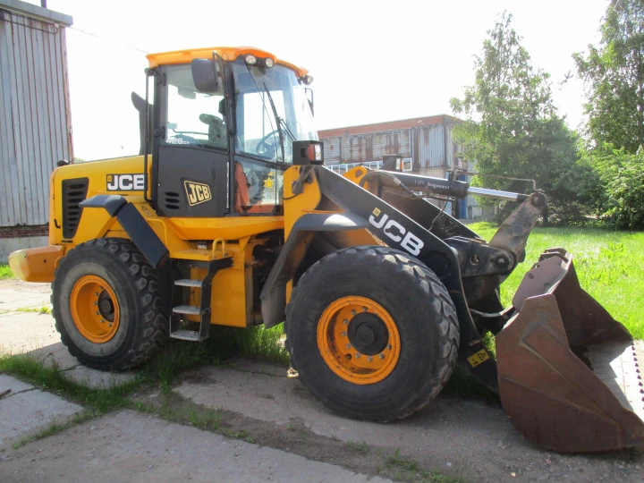 Фронтальный погрузчик JCB 426Z