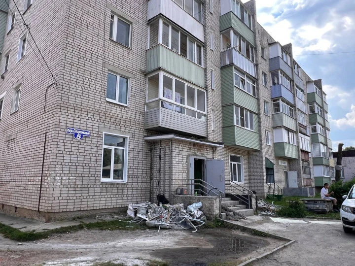 Продажа 719/1677 доли в праве общей долевой собственности на нежилое помещение общей площадью 167,7 кв.м., по адресу: Ивановская область, Кинешемский район, г. Наволоки, пер. Спортивный, д.5, пом.1001