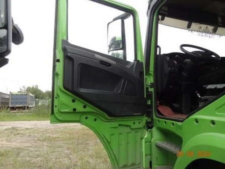 Специализированный, автомобиль - самосвал SHACMAN SX32586V384, 2023, Идентификационный номер: LZGJR4V4XPX003723, принадлежащий Продавцу на праве собственности, что подтверждается Договором купли-продажи № ОВ/Ф-255982-01-01-С-01 от 23.03.2023 г.