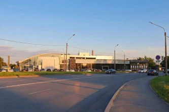 Дилерский центр по продаже автомобилей на пр. Стачек