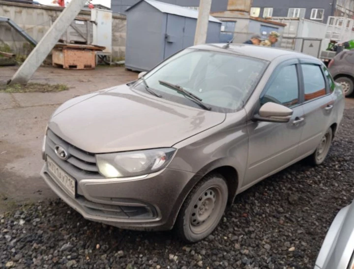 Автомобили легковые ВАЗ (LADA) Granta 2022 года выпуска