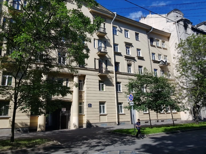 Помещение 49 кв.м на Васильевском острове.