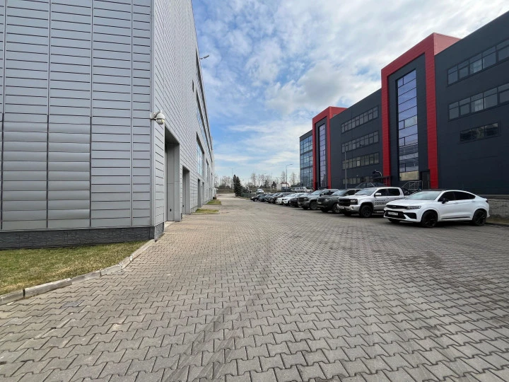 Продажа доли в размере 100% уставного капитала одного из самых крупных Дилерских автоцентров в Москве и МО ГК «Обухов» Домодедово, вдоль трассы А-105, ведущей в аэропорт «Домодедово» с готовой инфраструктурой и наработанной сетью поставщиков